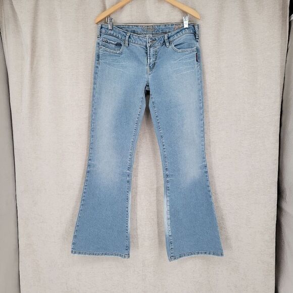 Silver 77 Y2K Light Wash Flare Jeans Women's Size 32 - Picture 3 of 15